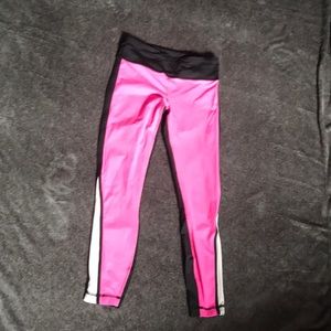 Lululemon yoga pants